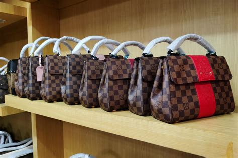 replica luis vuitton bag in beijing market|How To Bargain in China's Fake Markets – That’s Beijing.